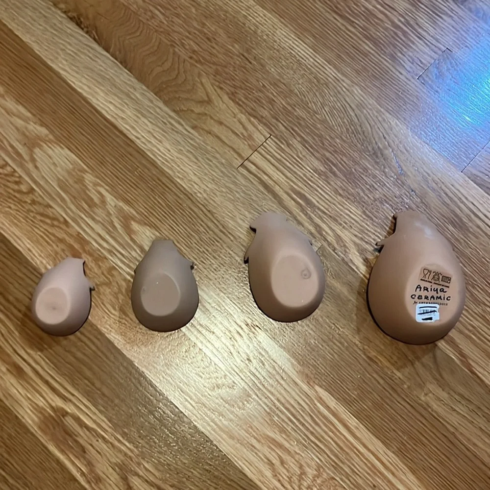 Anthropologie Ariya Ceramic Bear Set of 4 Measuring Cups NEW